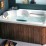 Хидромасажна вана с дървена обшивка 